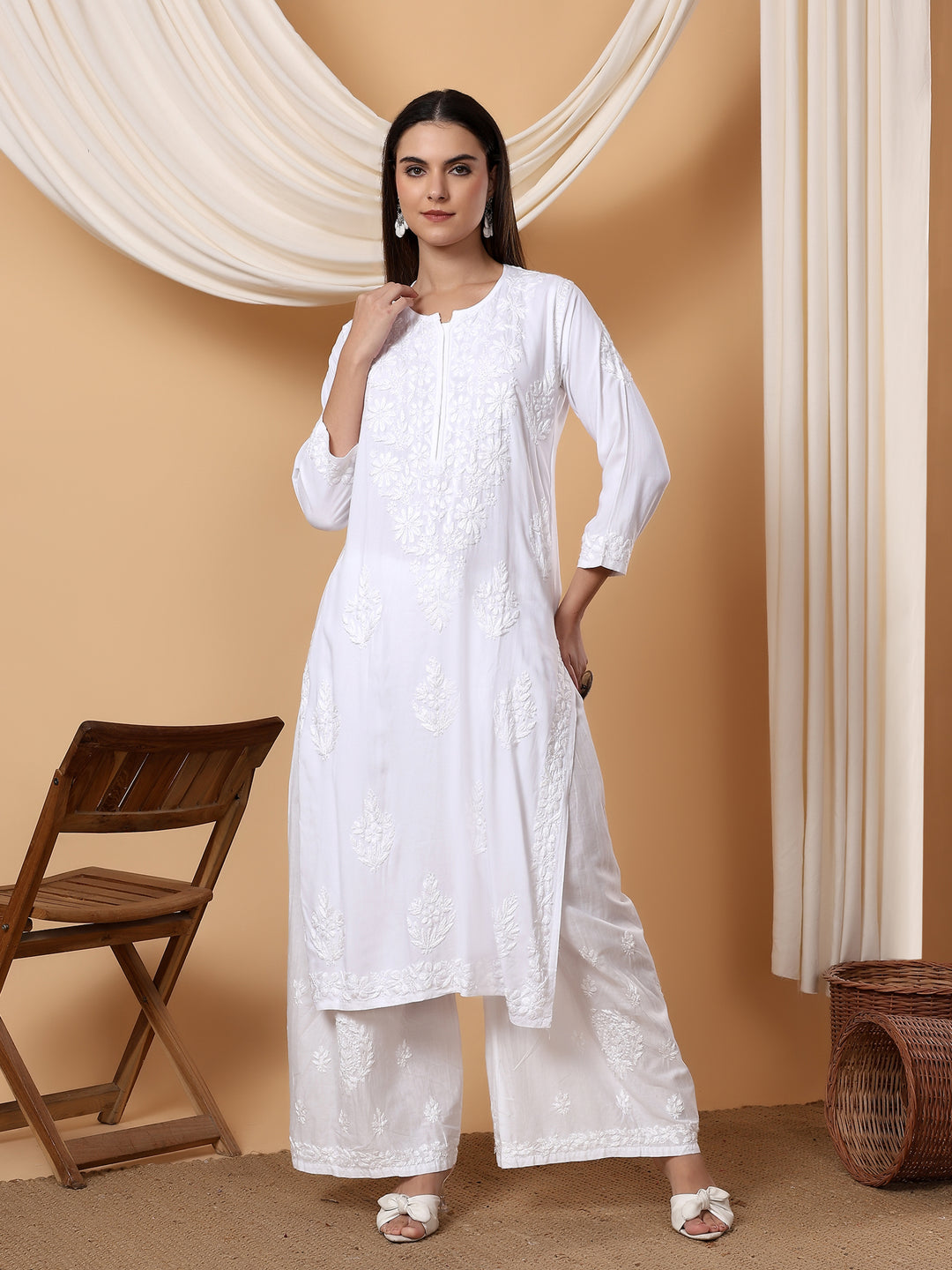 Jahnvi Chikankari Rayon Straight Kurta