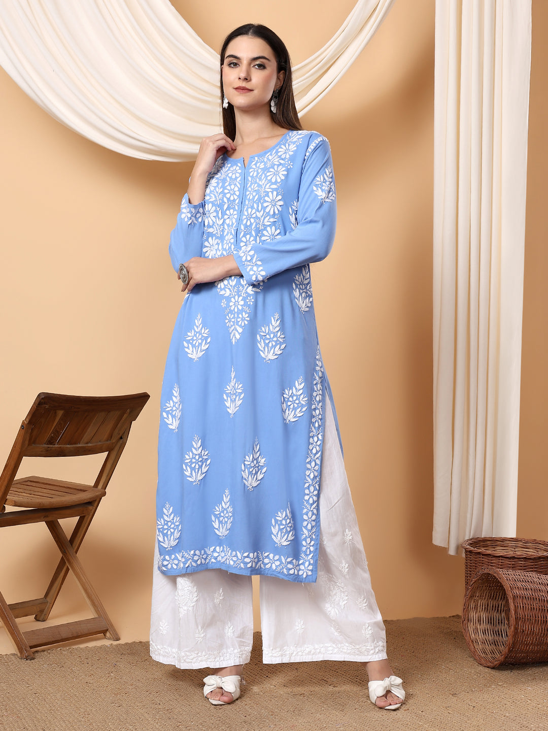 Jahnvi Chikankari Rayon Straight Kurta