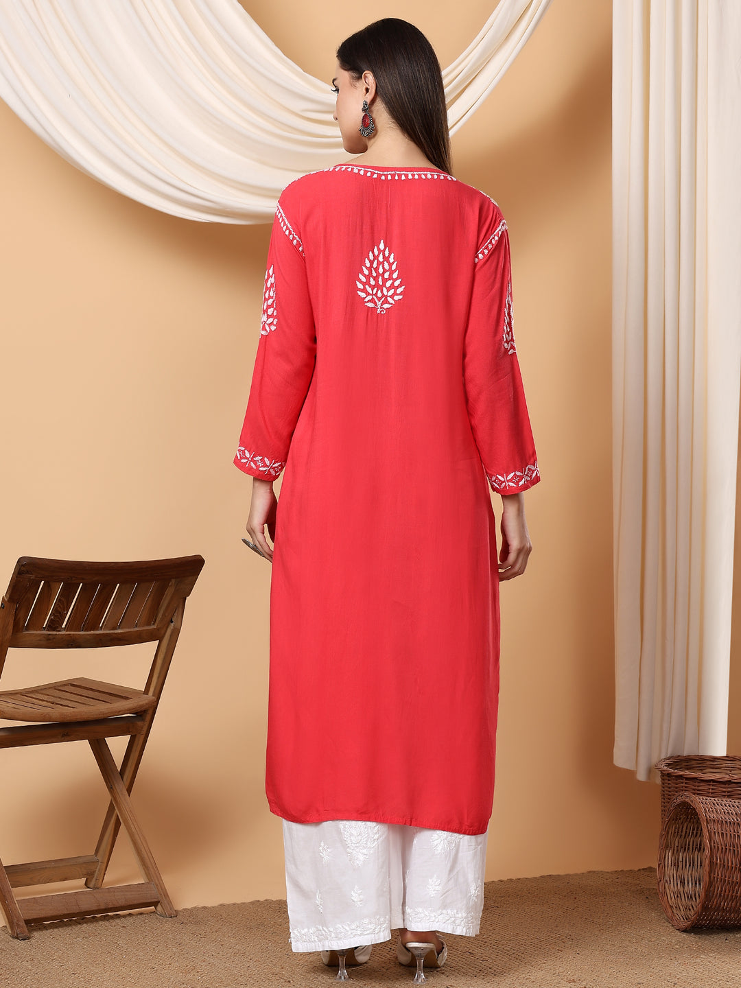 Neha Chikankari Rayon Straight Kurta