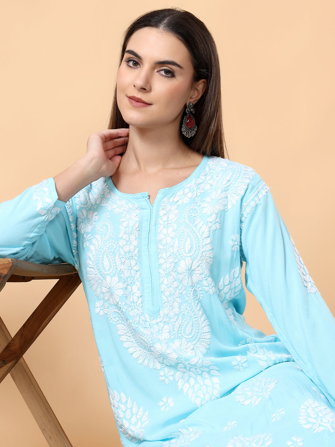 Neha Chikankari Rayon Straight Kurta