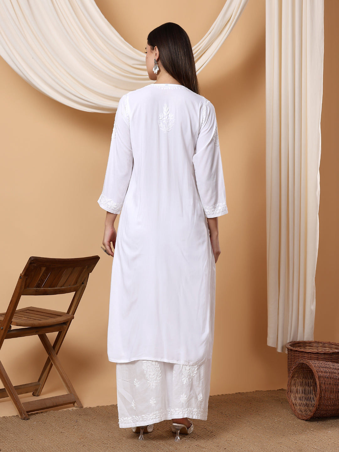 Jahnvi Chikankari Rayon Straight Kurta