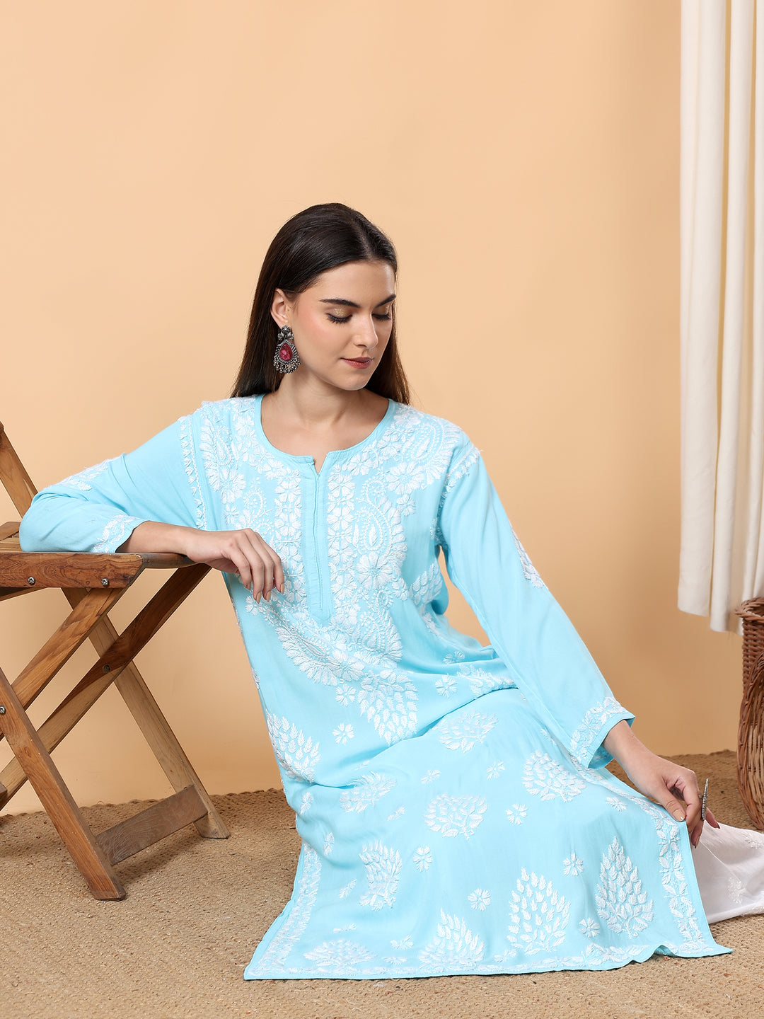 Neha Chikankari Rayon Straight Kurta