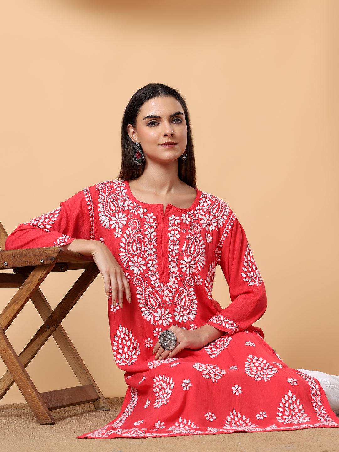 Neha Chikankari Rayon Straight Kurta