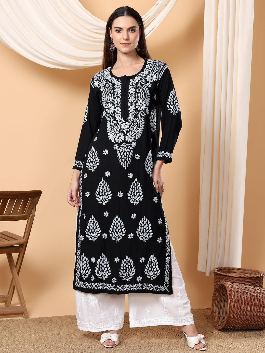 Neha Chikankari Rayon Straight Kurta