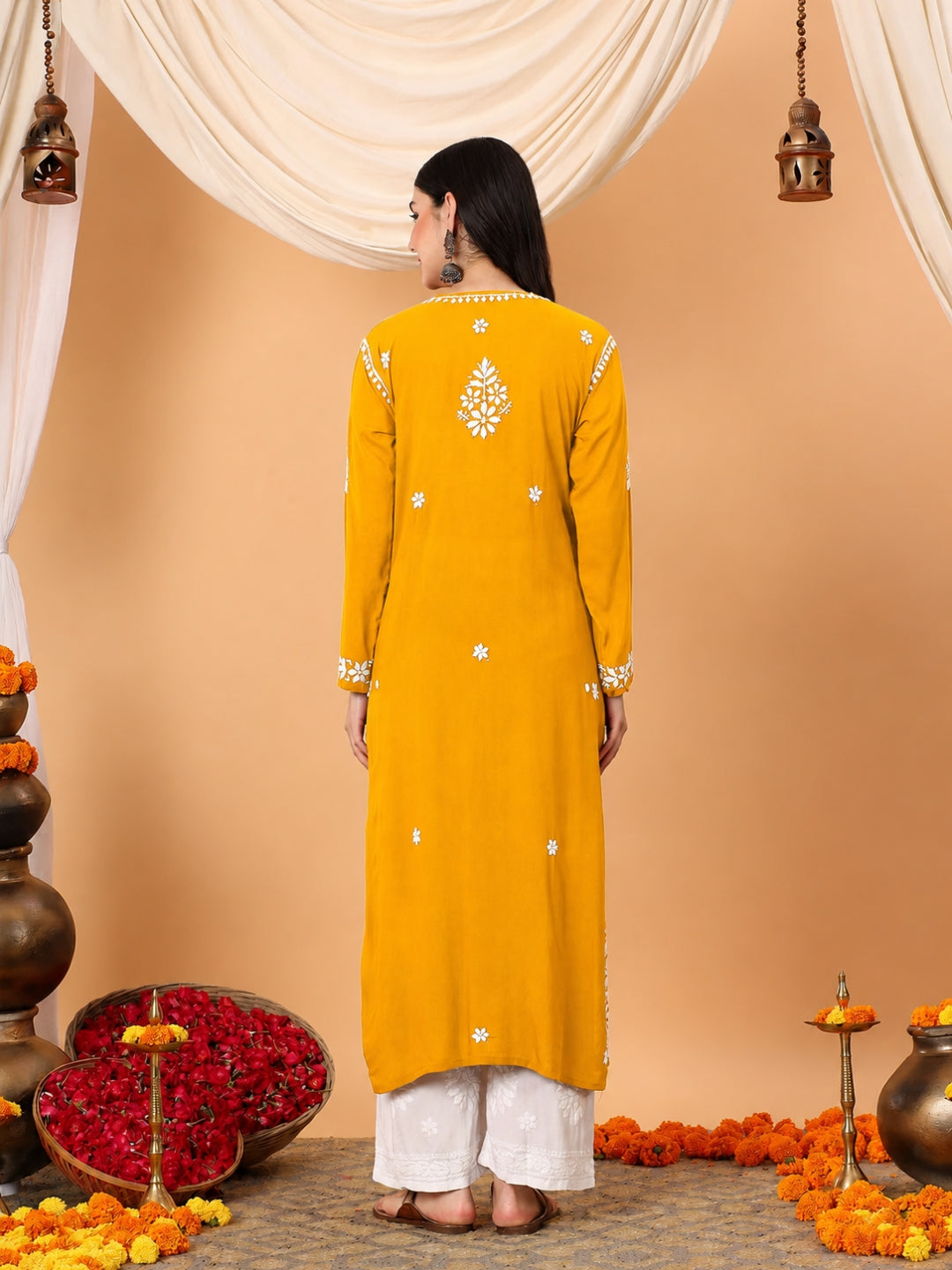 Rekha Modal Chikankari Premium Straight Kurta