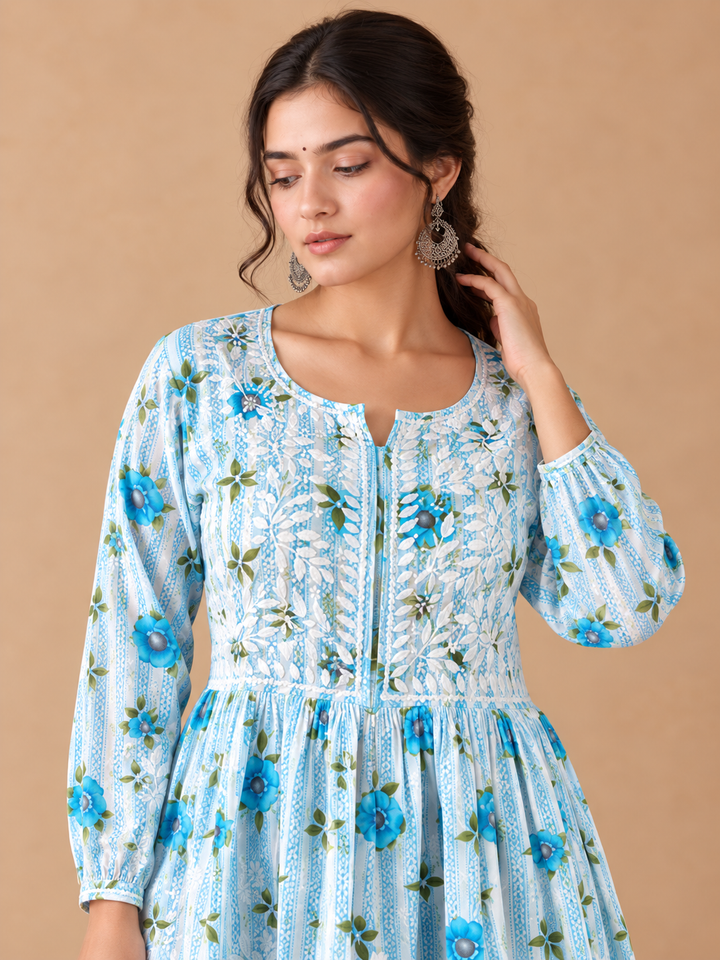 Tisha Mulmul Chikankari Short Gown