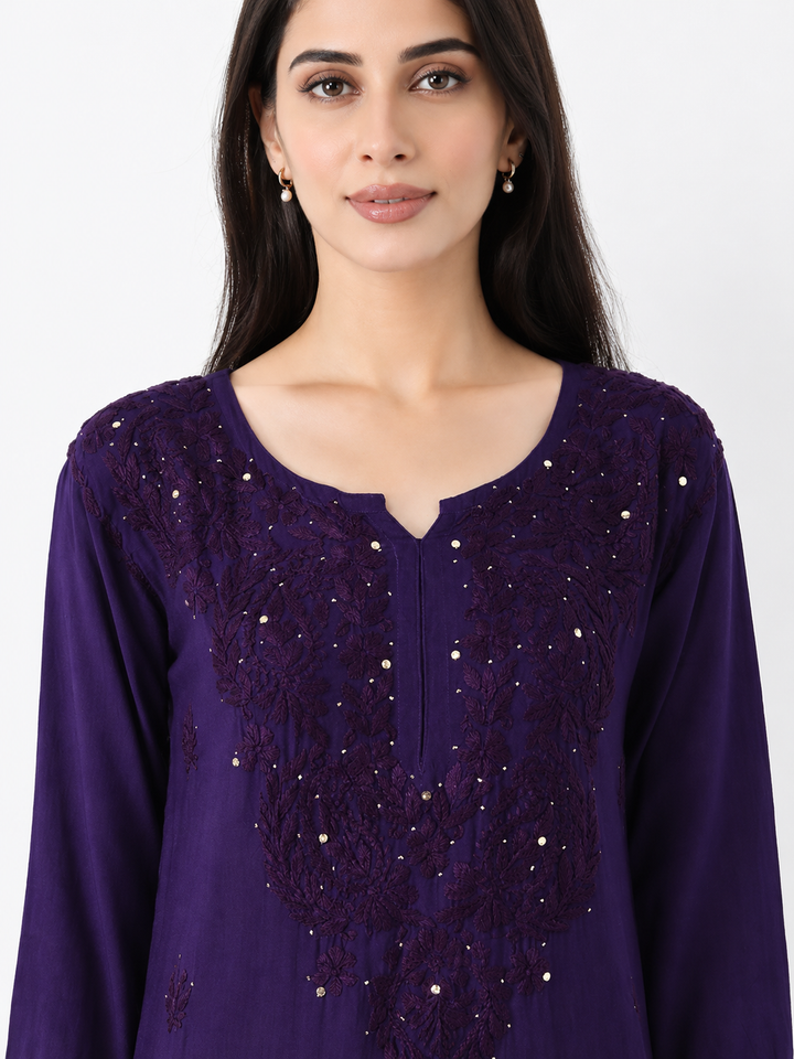Falaq Chikankari Rayon Mukaish Straight Kurta
