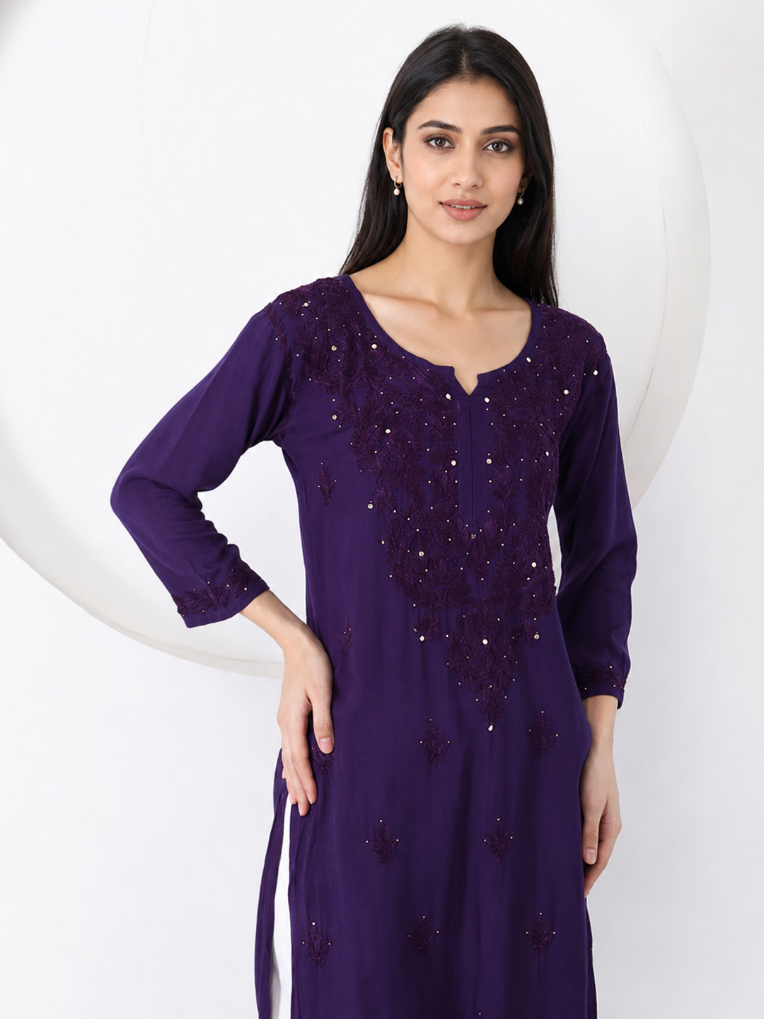 Falaq Chikankari Rayon Mukaish Straight Kurta