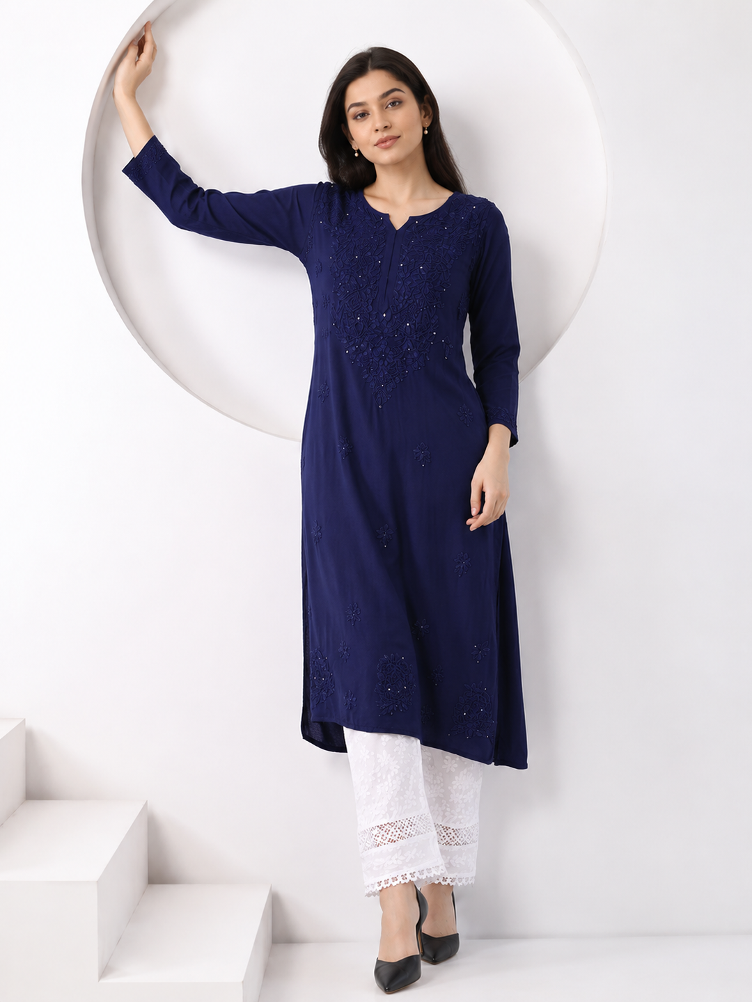 Falaq Chikankari Rayon Mukaish Straight Kurta