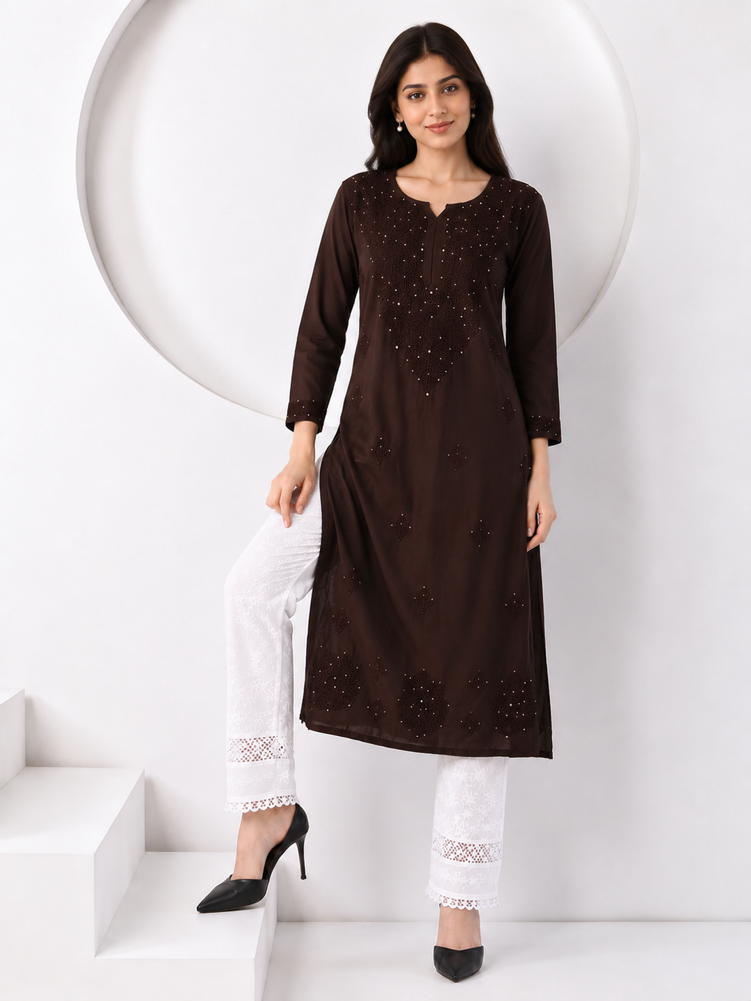 Falaq Chikankari Rayon Mukaish Straight Kurta