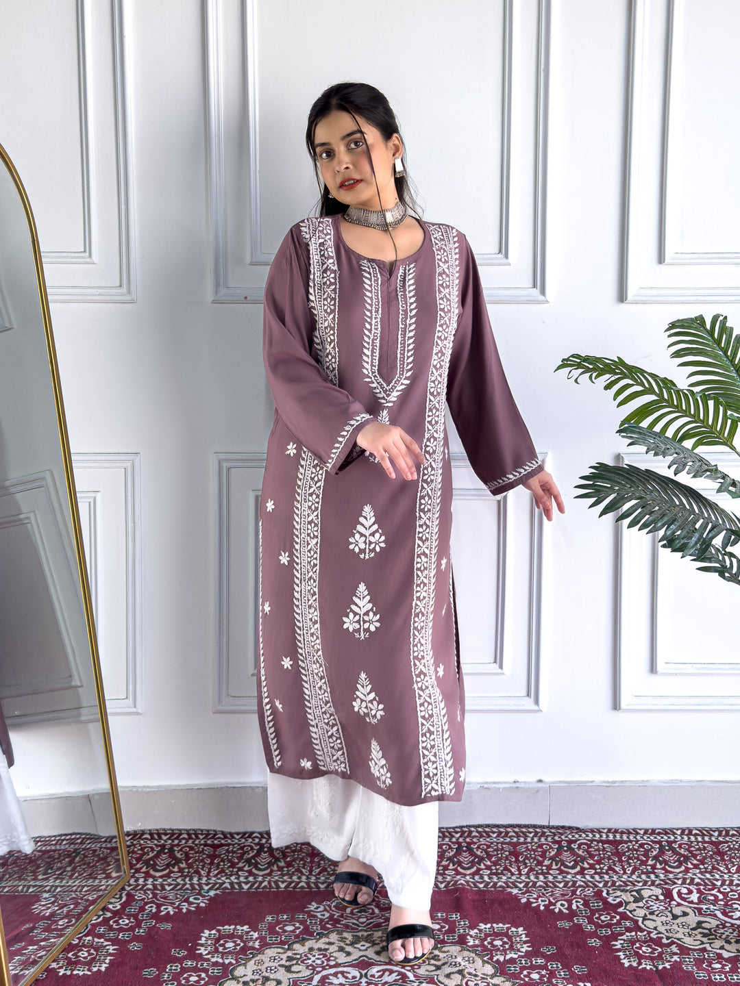 Tarini Rayon Chikankari Straight Kurta