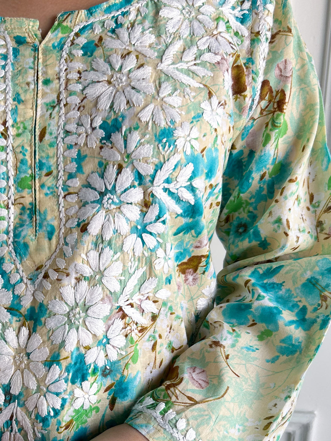 Kavya Mulmul Print Chikankari Short Kurti