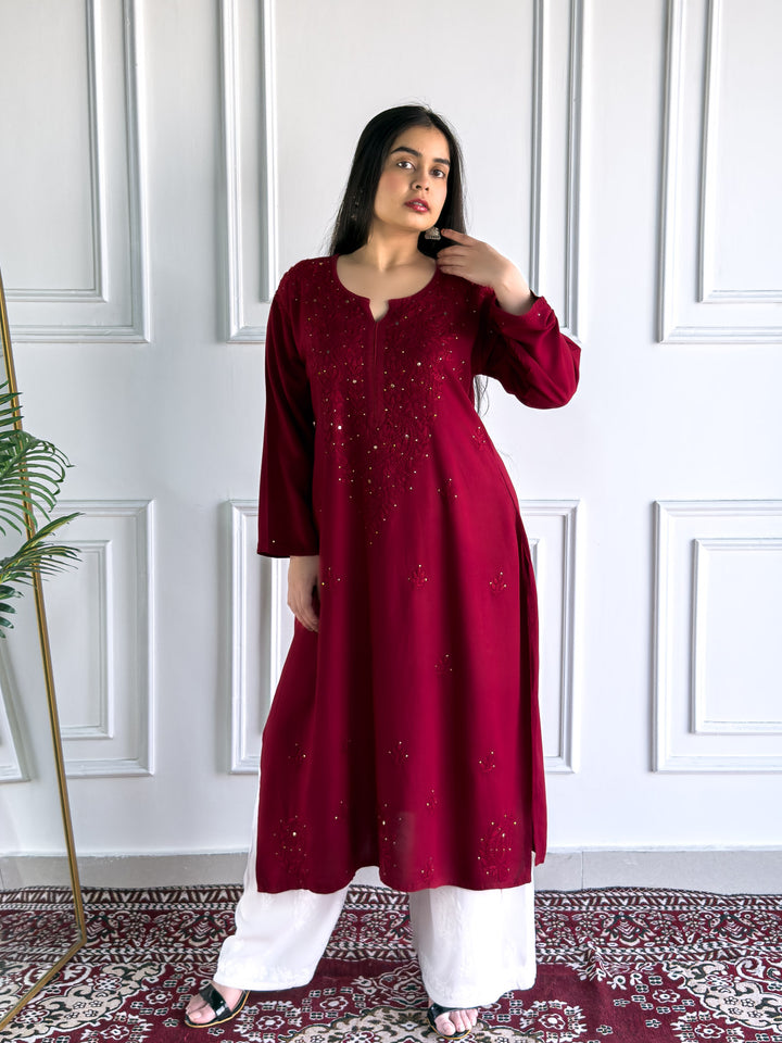 Falaq Chikankari Rayon Mukaish Straight Kurta