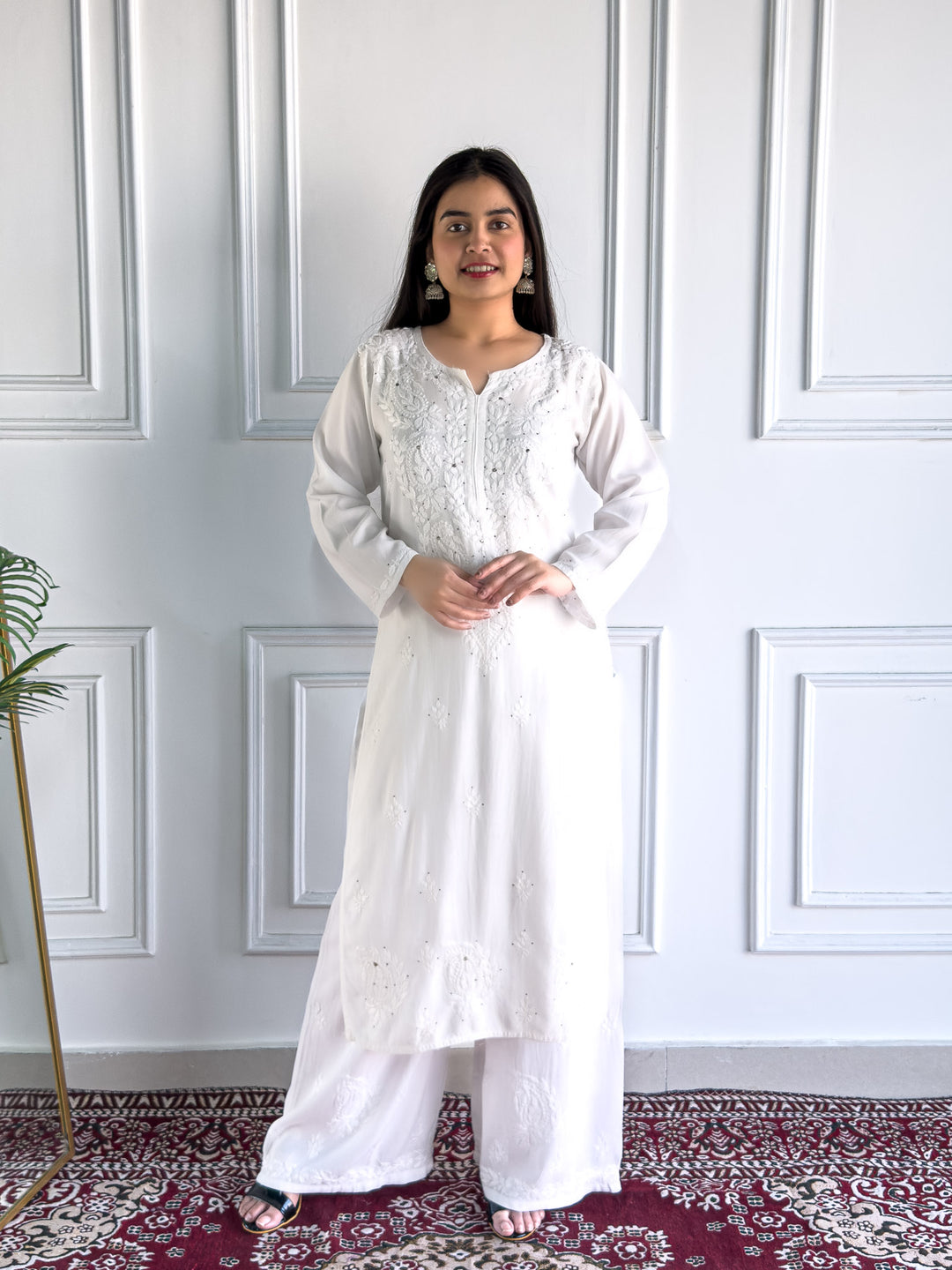 Falaq Chikankari Rayon Mukaish Straight Kurta