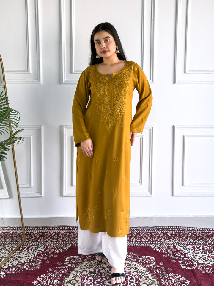 Falaq Chikankari Rayon Mukaish Straight Kurta