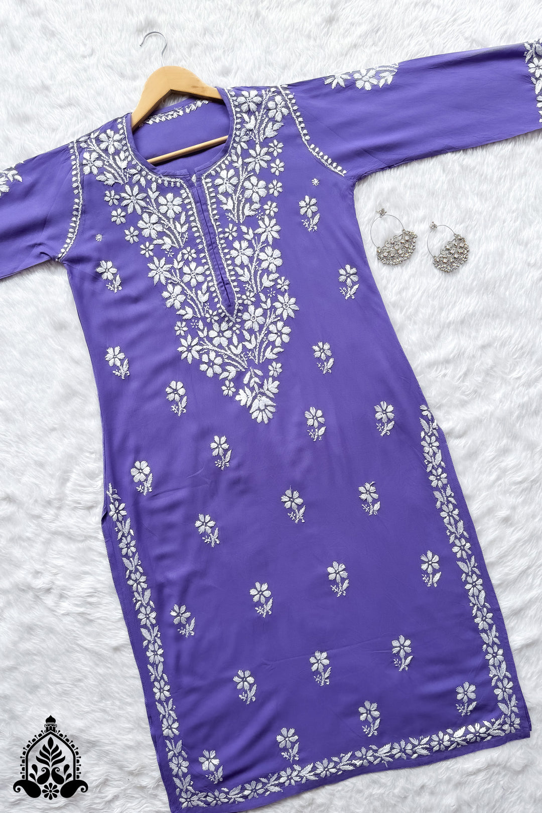 Anam Chikankari Rayon Straight Kurta