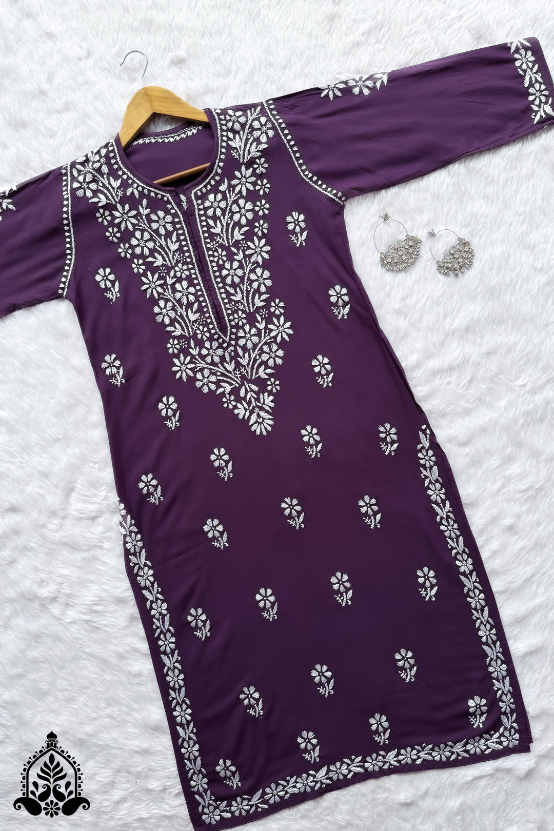 Anam Chikankari Rayon Straight Kurta