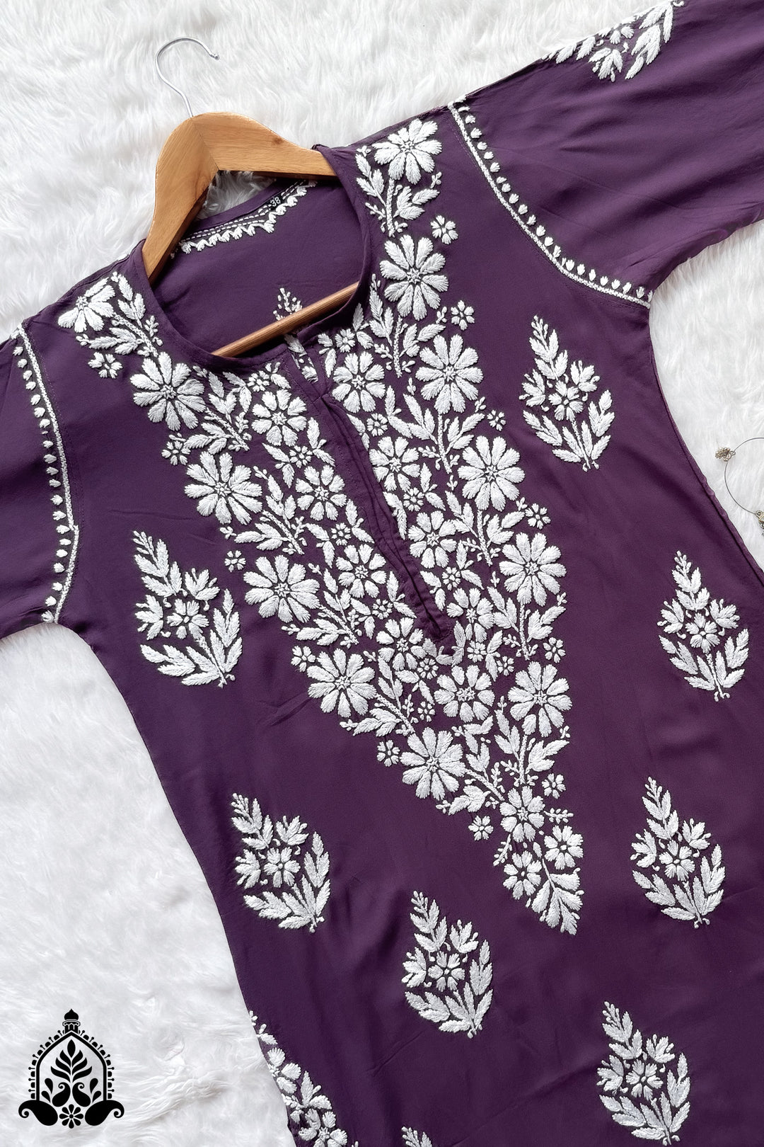 Jahnvi Chikankari Rayon Straight Kurta