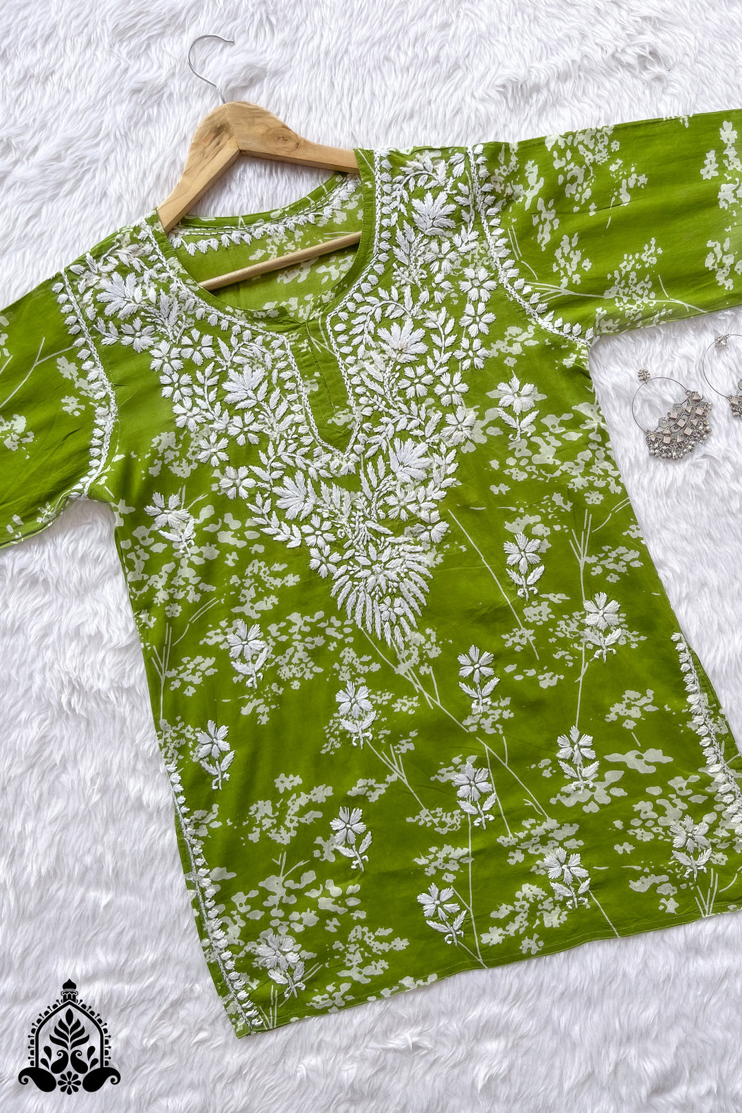 Zeba Chikankari Mulmul Short Kurti