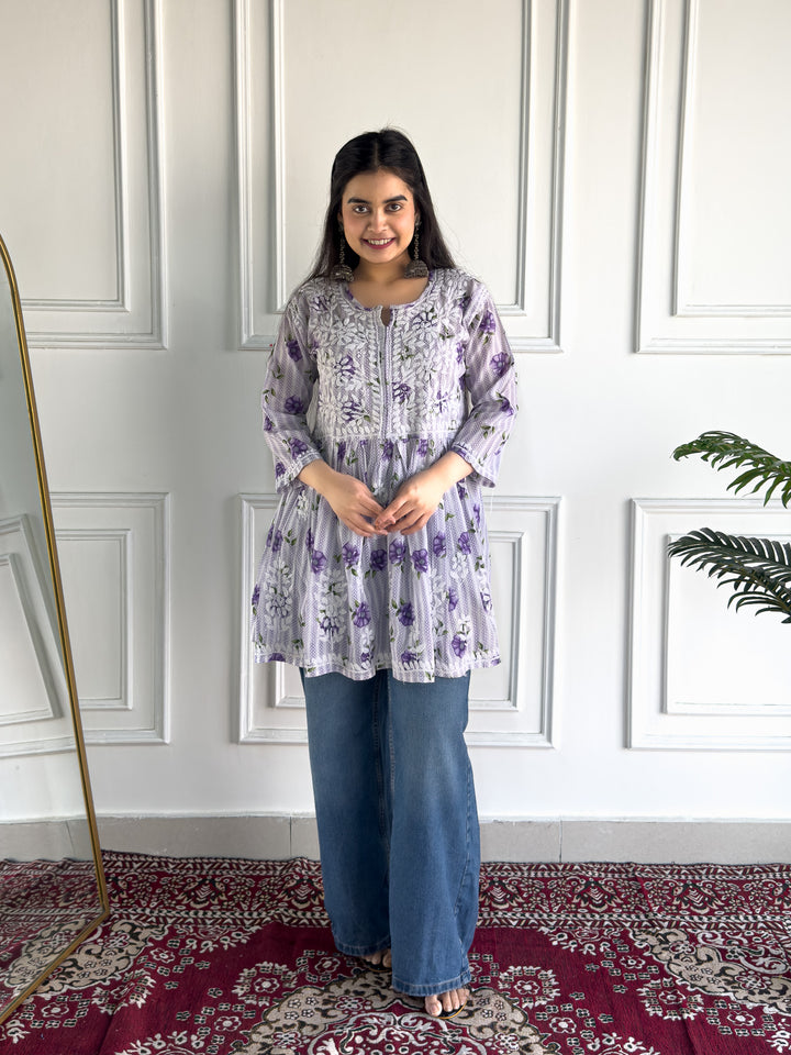 Tisha Mulmul Chikankari Short Gown