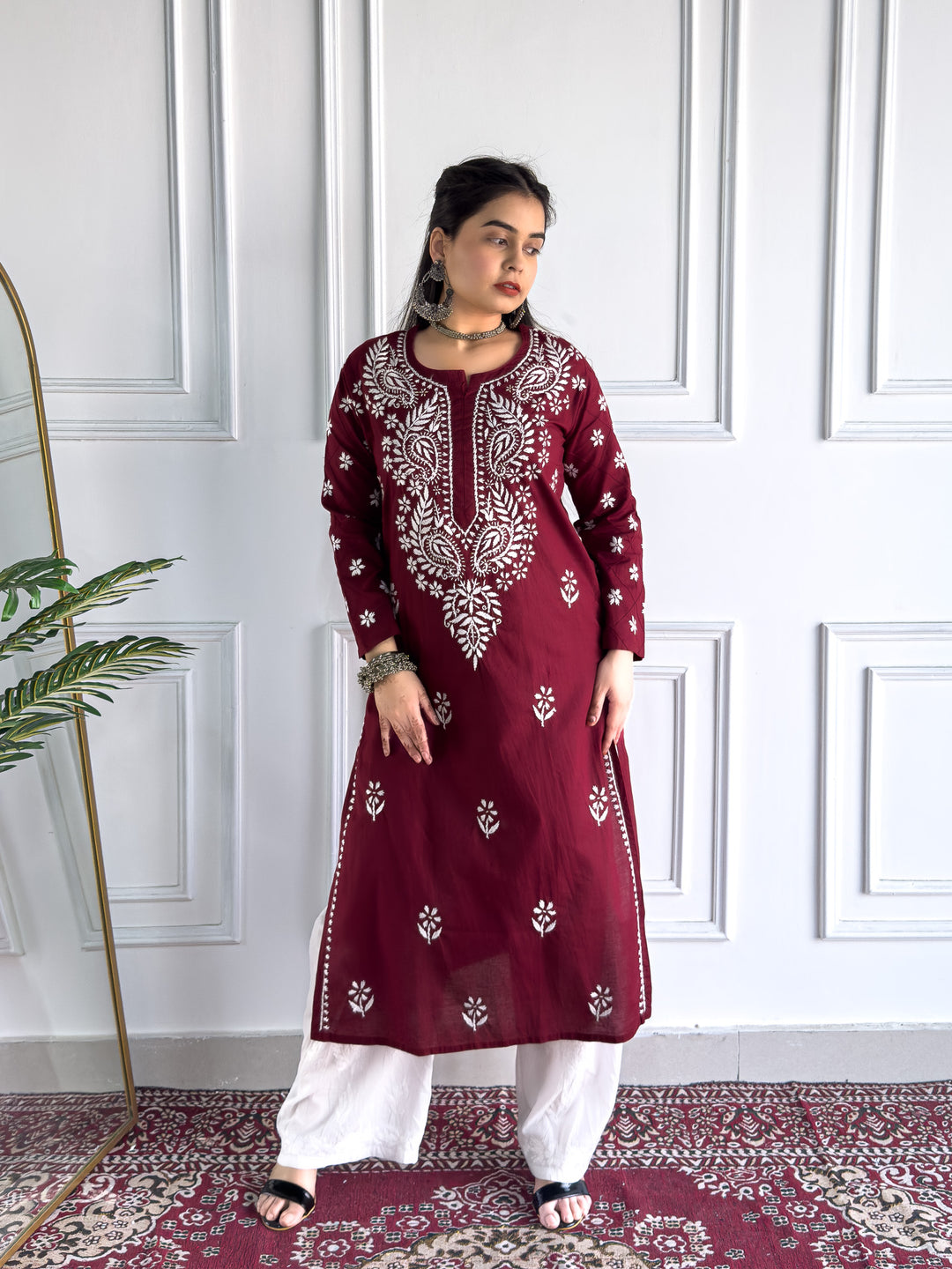 Lata Cotton Chikankari Basic Straight Kurta