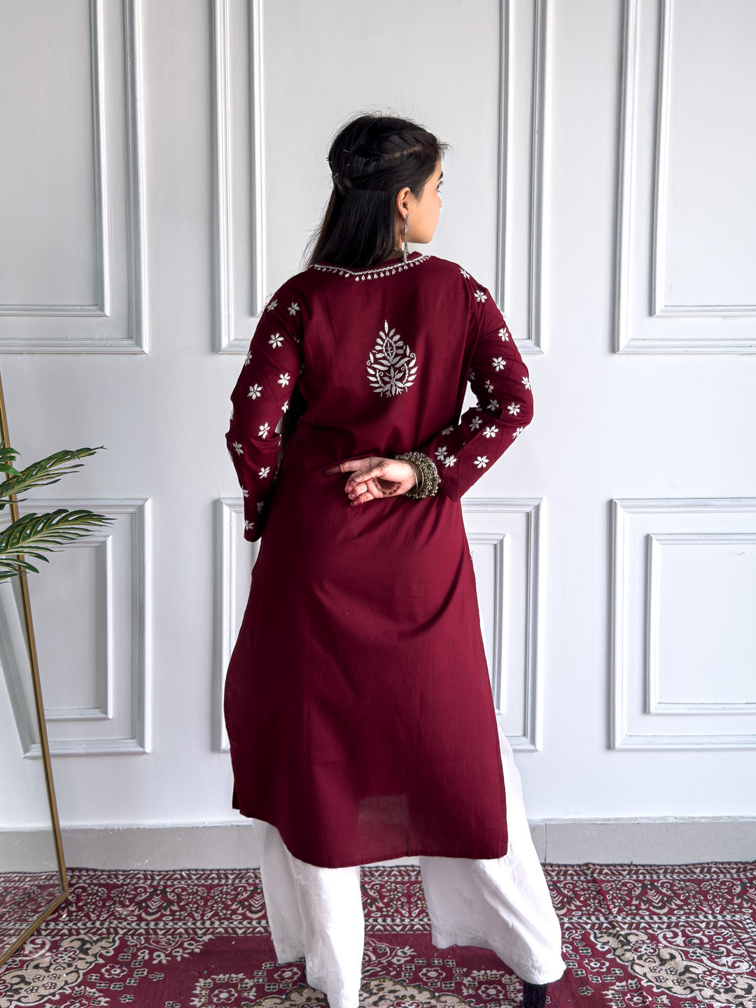 Lata Cotton Chikankari Basic Straight Kurta