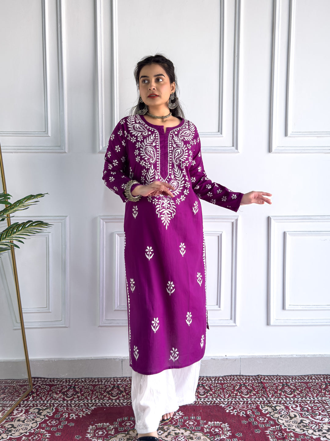 Lata Cotton Chikankari Basic Straight Kurta
