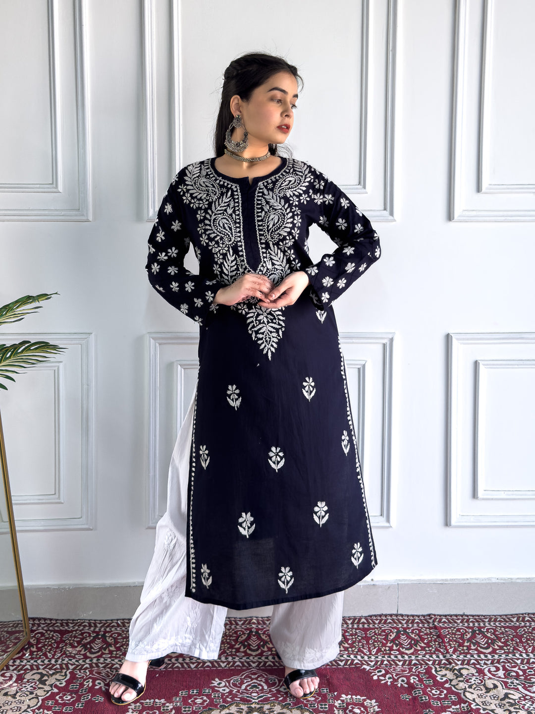 Lata Cotton Chikankari Basic Straight Kurta