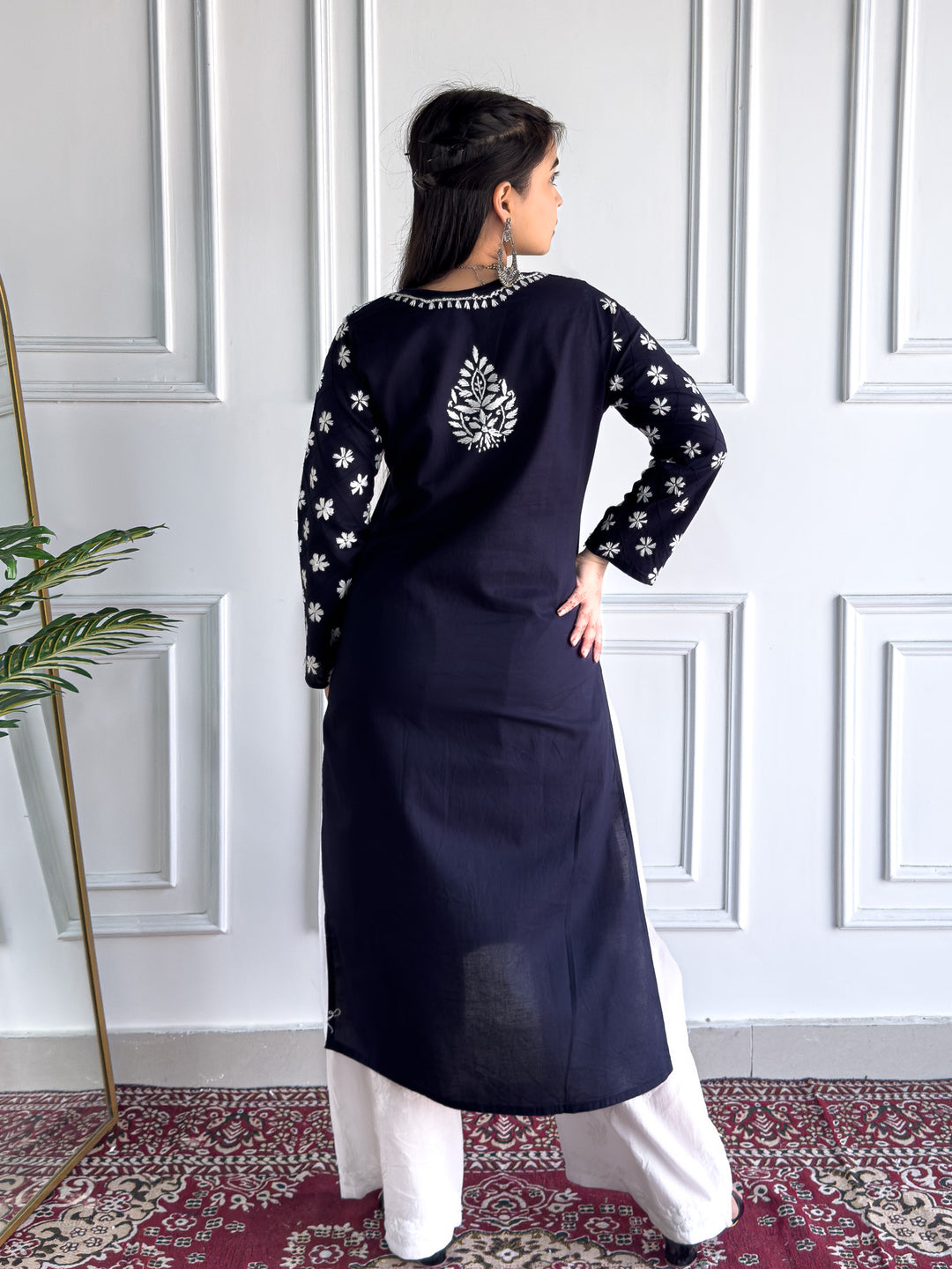 Lata Cotton Chikankari Basic Straight Kurta