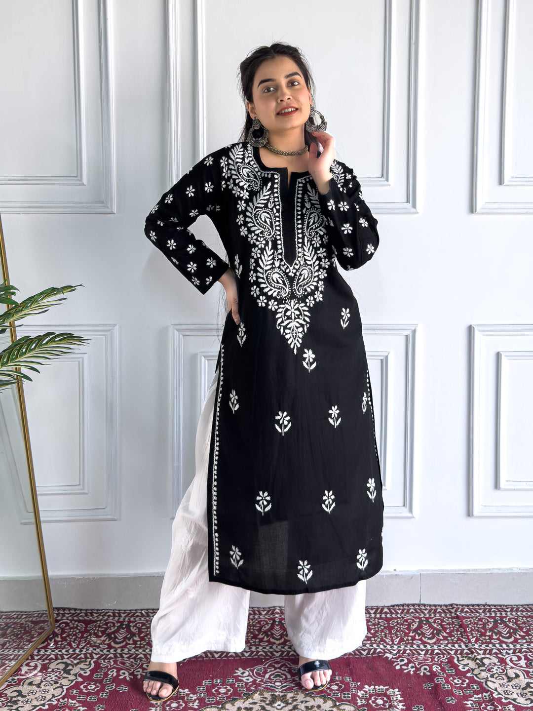 Lata Cotton Chikankari Basic Straight Kurta