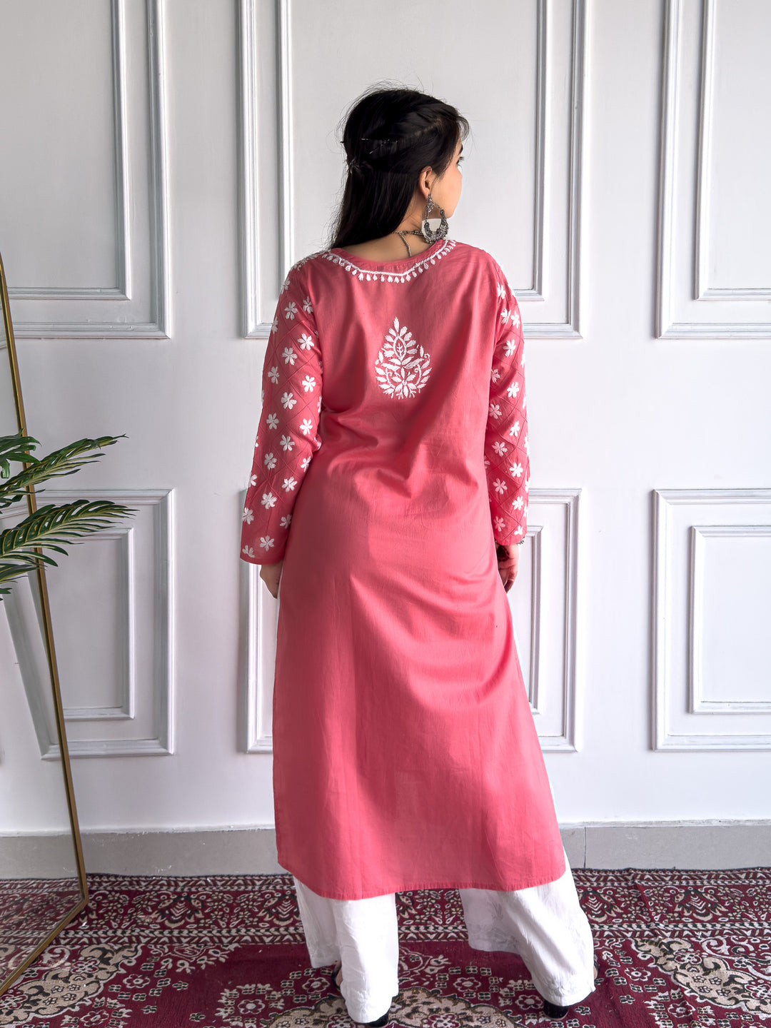 Lata Cotton Chikankari Basic Straight Kurta