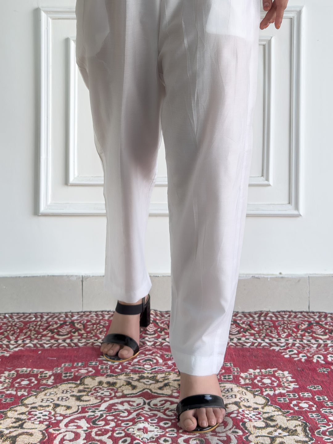 Nia Solid Chanderi Straight Fit Pant