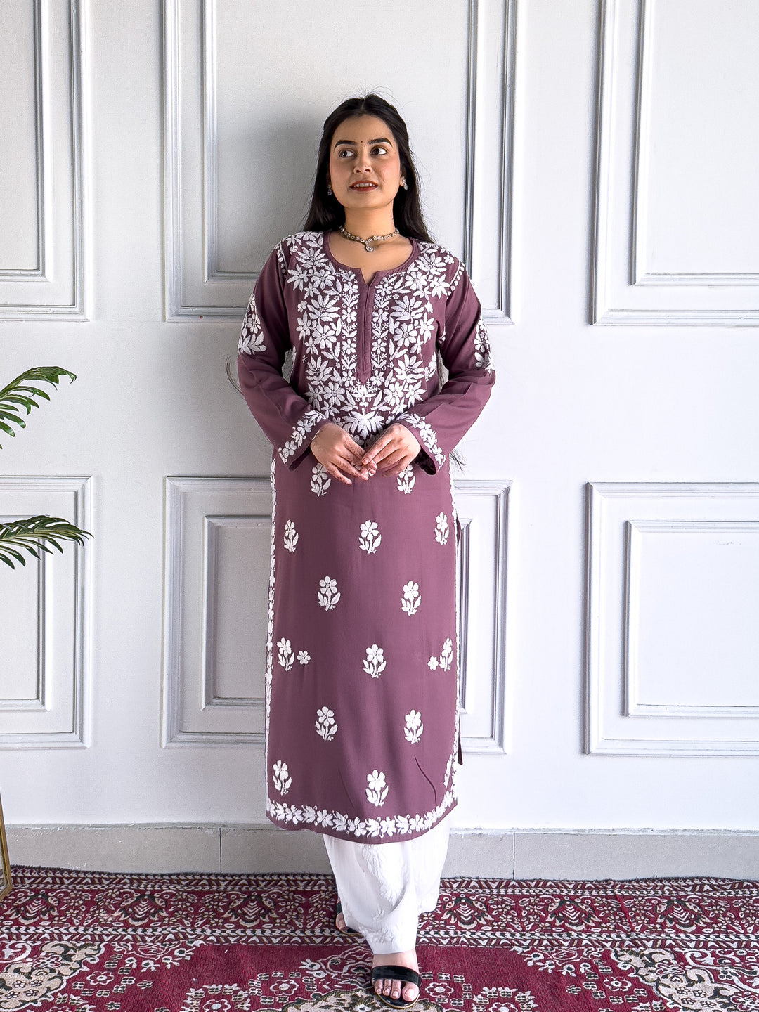 Anam Chikankari Rayon Straight Kurta