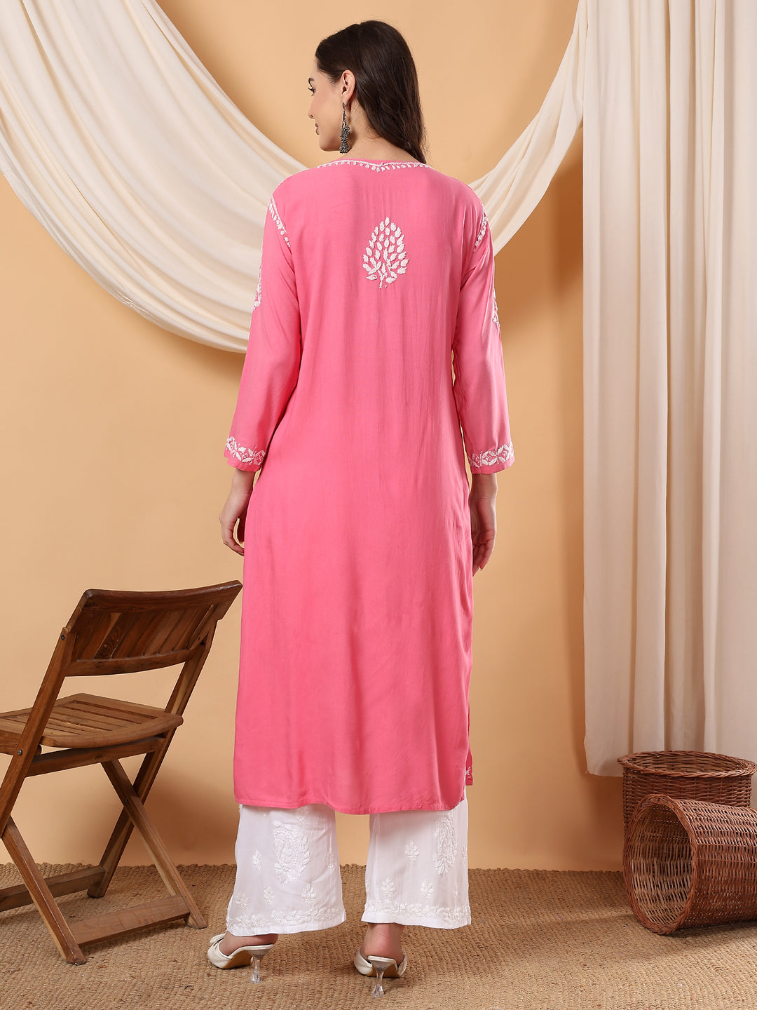 Neha Chikankari Rayon Straight Kurta