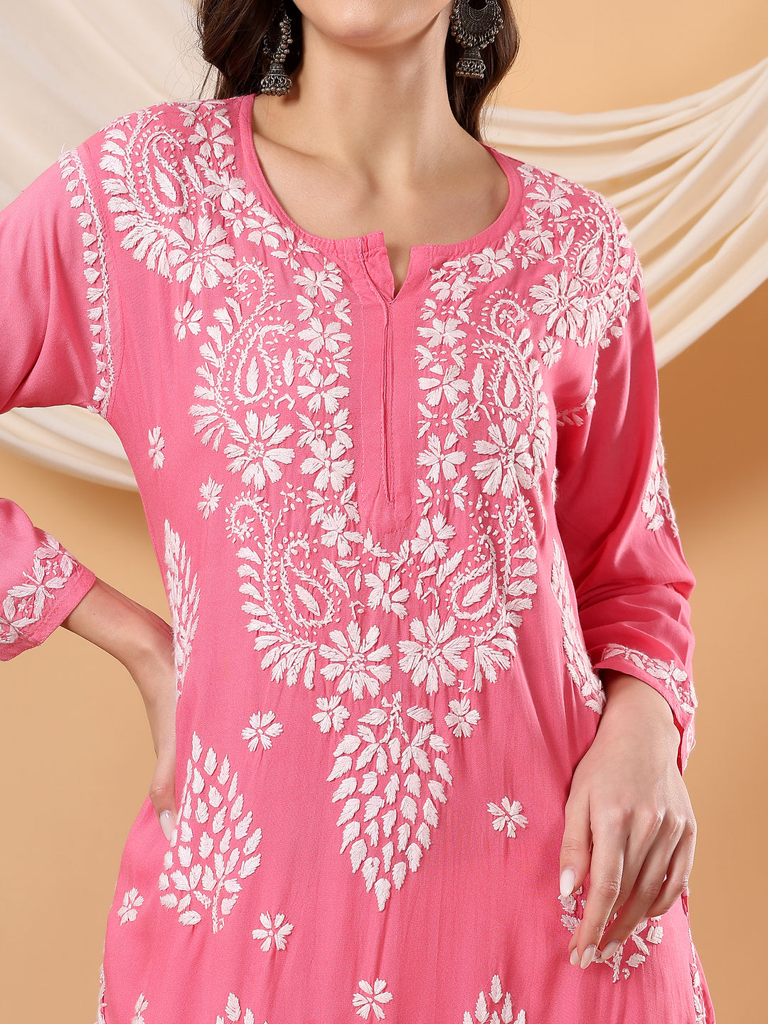 Neha Chikankari Rayon Straight Kurta