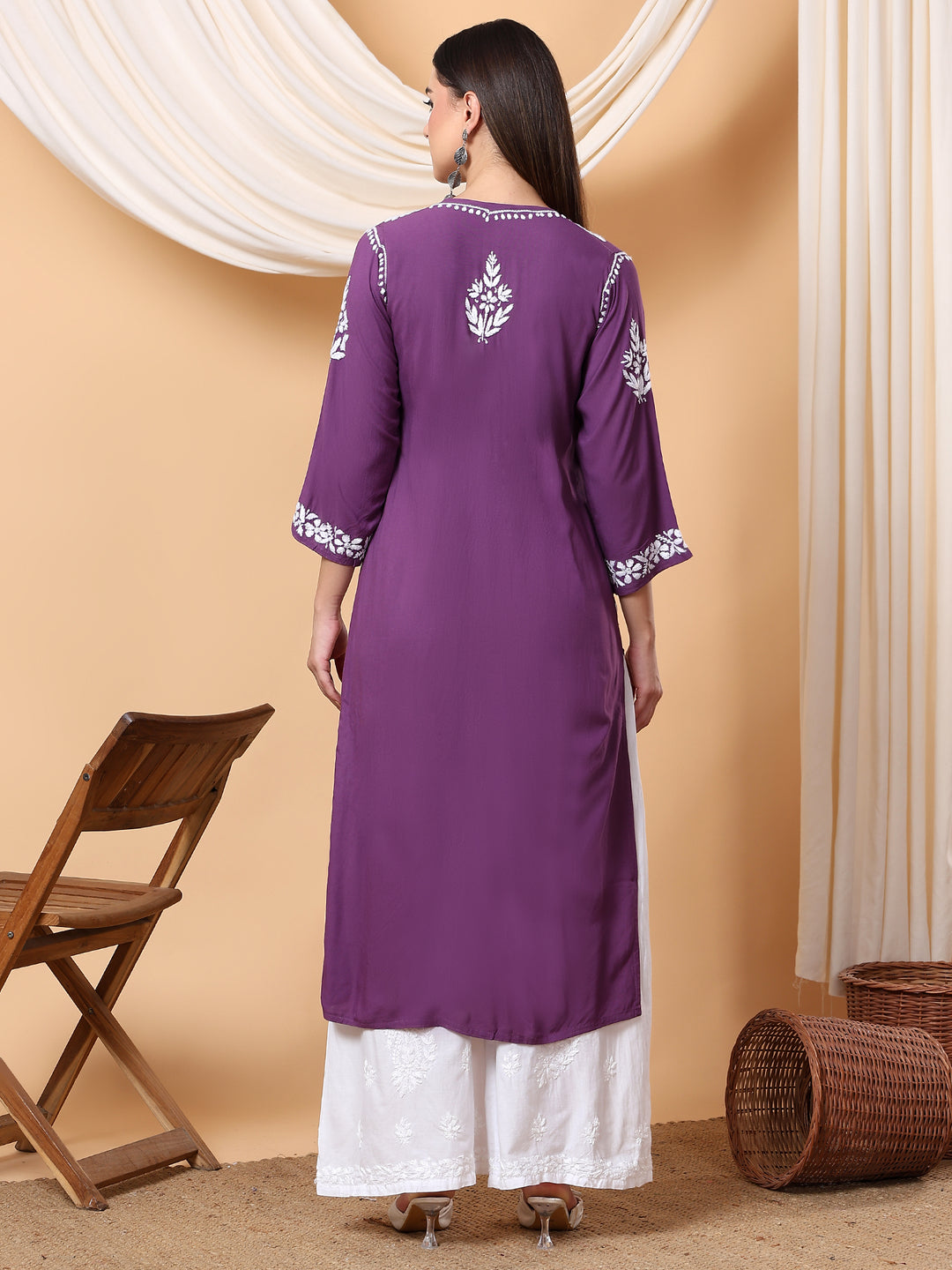 Jahnvi Chikankari Rayon Straight Kurta