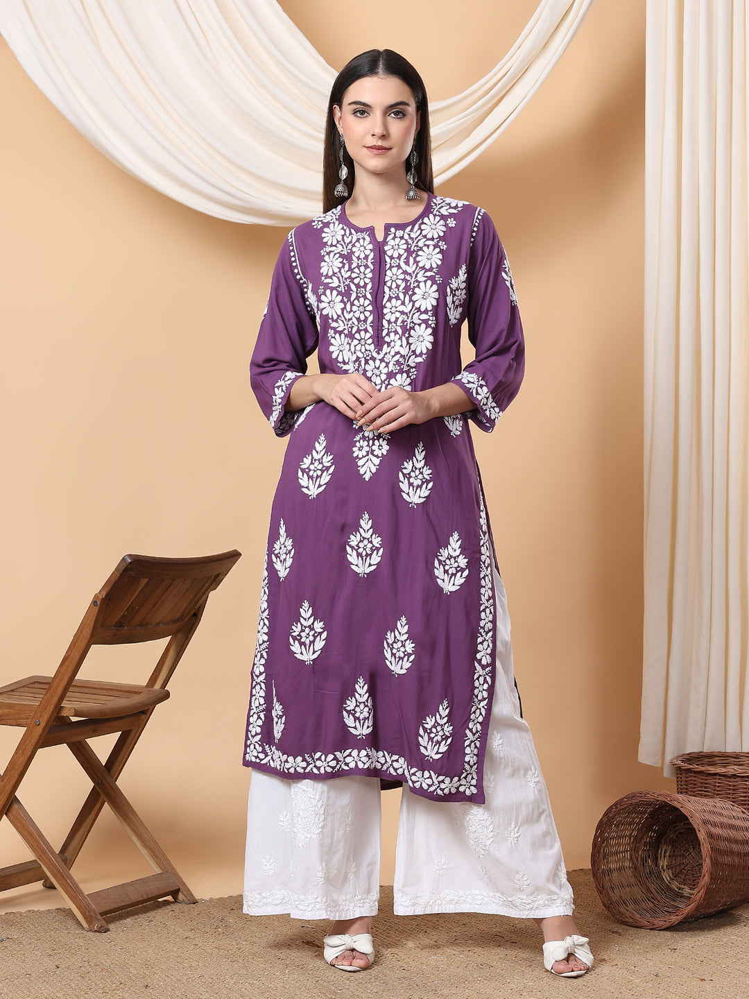 Jahnvi Chikankari Rayon Straight Kurta