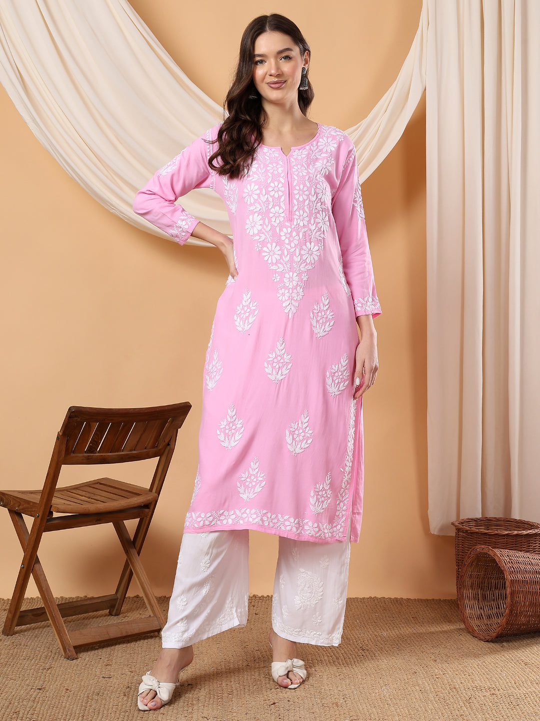 Jahnvi Chikankari Rayon Straight Kurta