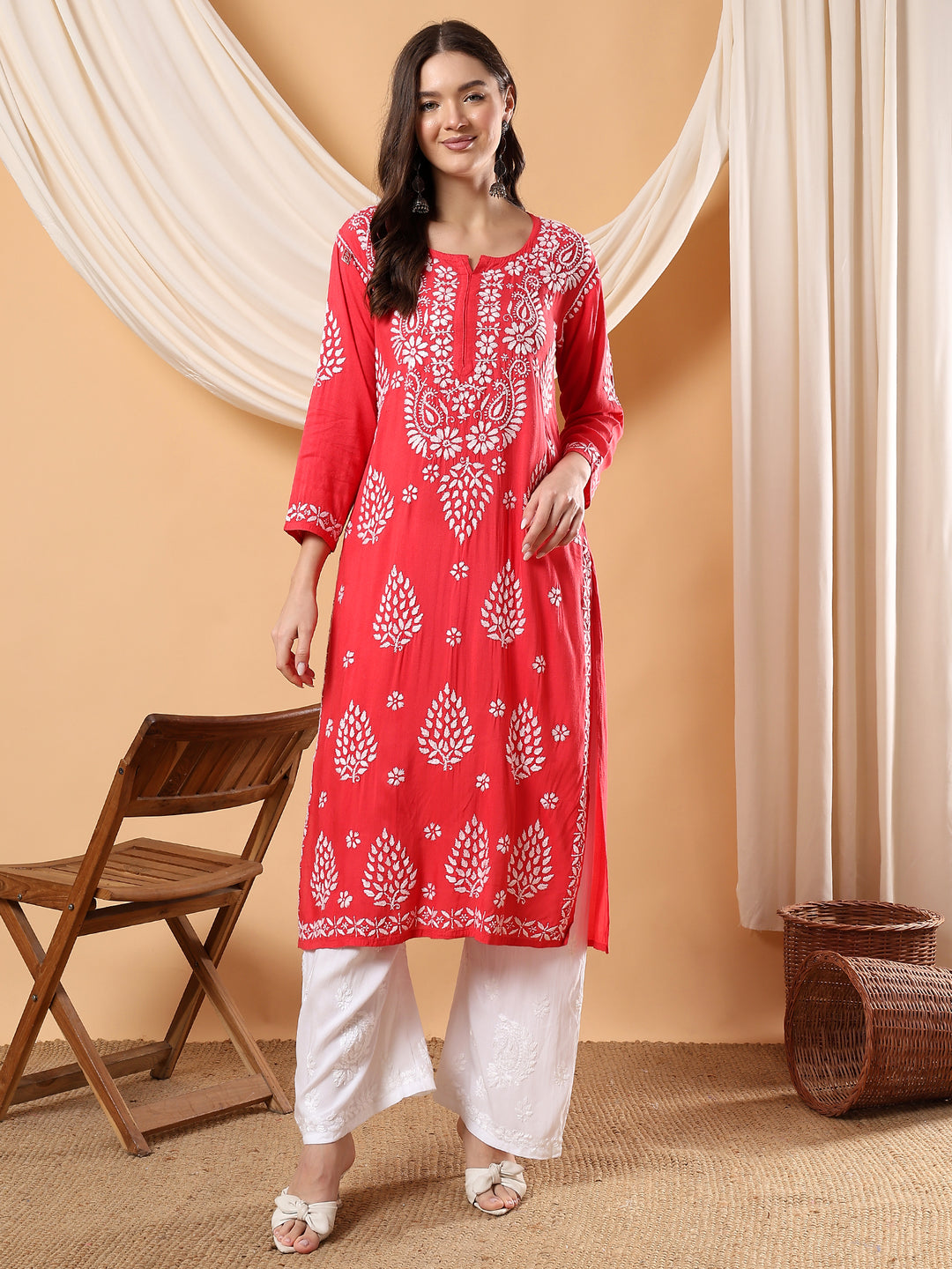 Neha Chikankari Rayon Straight Kurta