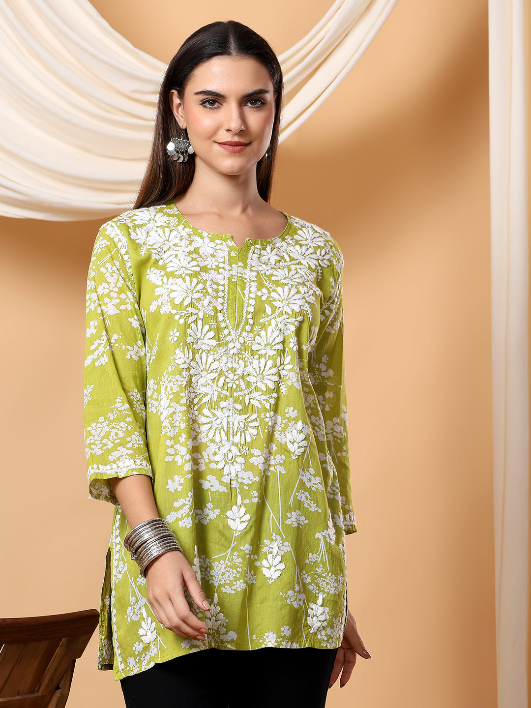 Zeba Chikankari Mulmul Short Kurti