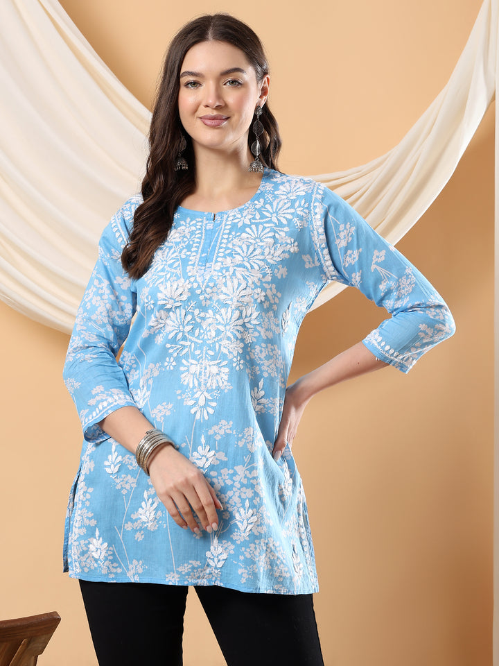 Zeba Chikankari Mulmul Short Kurti