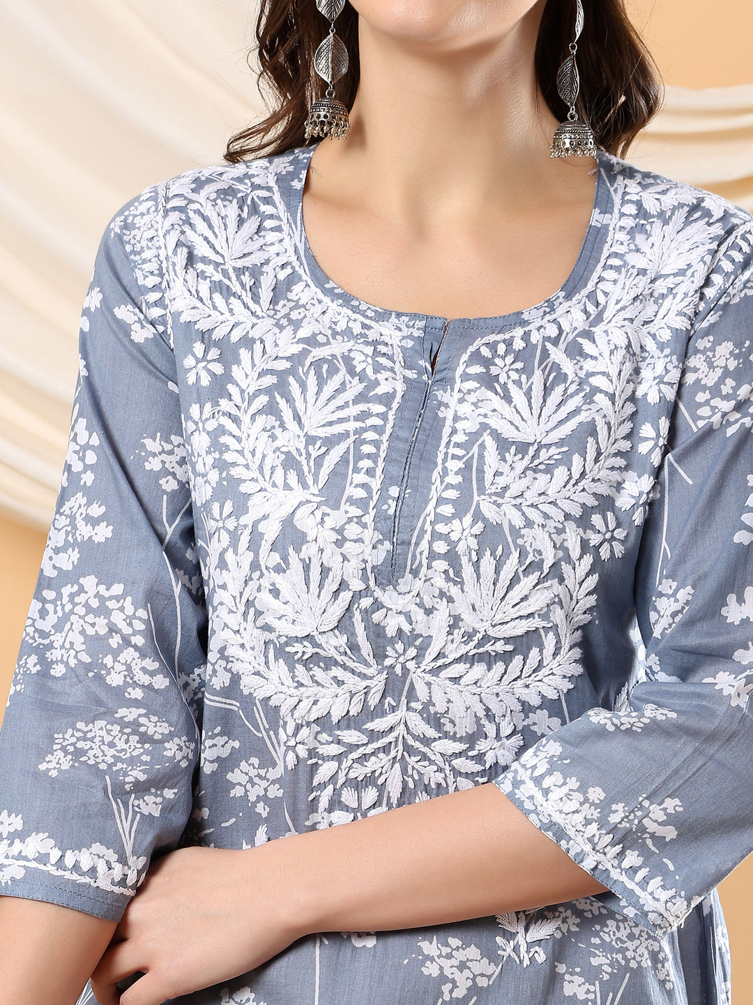 Zeba Chikankari Mulmul Short Kurti