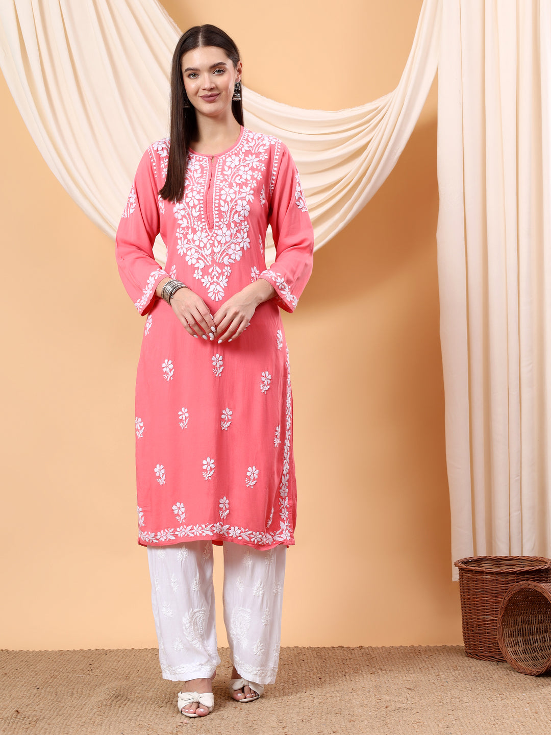 Anam Chikankari Rayon Straight Kurta