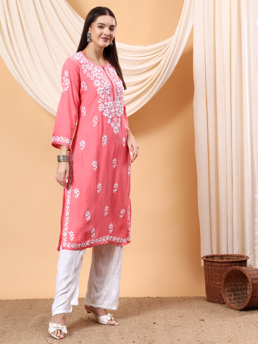 Anam Chikankari Rayon Straight Kurta