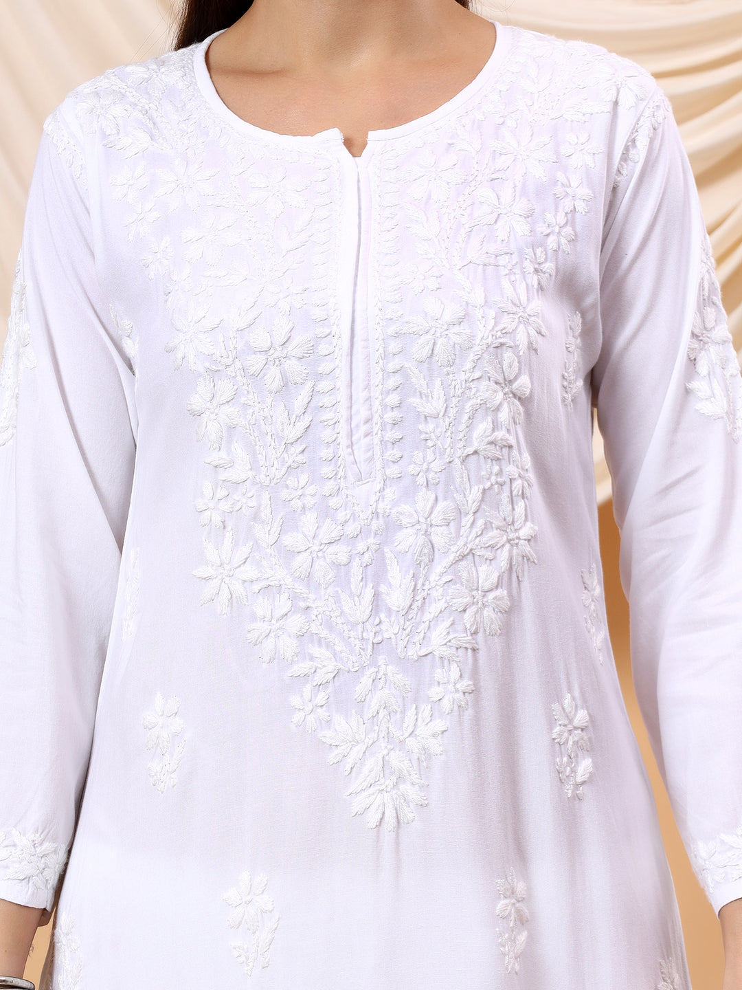 Anam Chikankari Rayon Straight Kurta