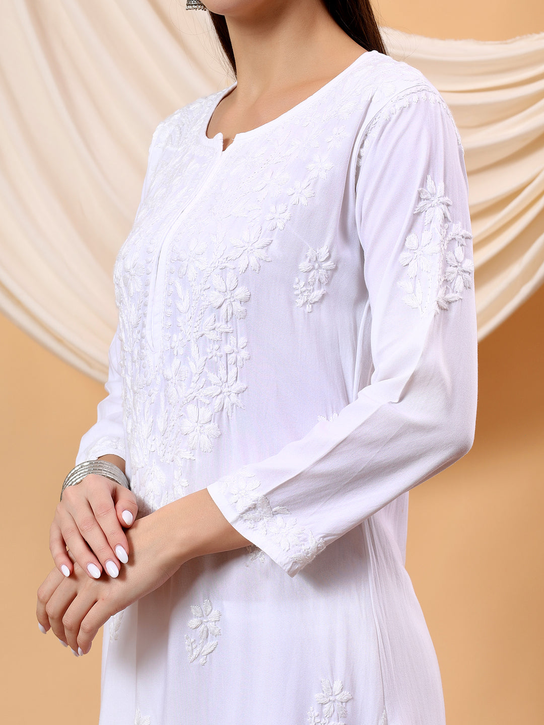 Anam Chikankari Rayon Straight Kurta