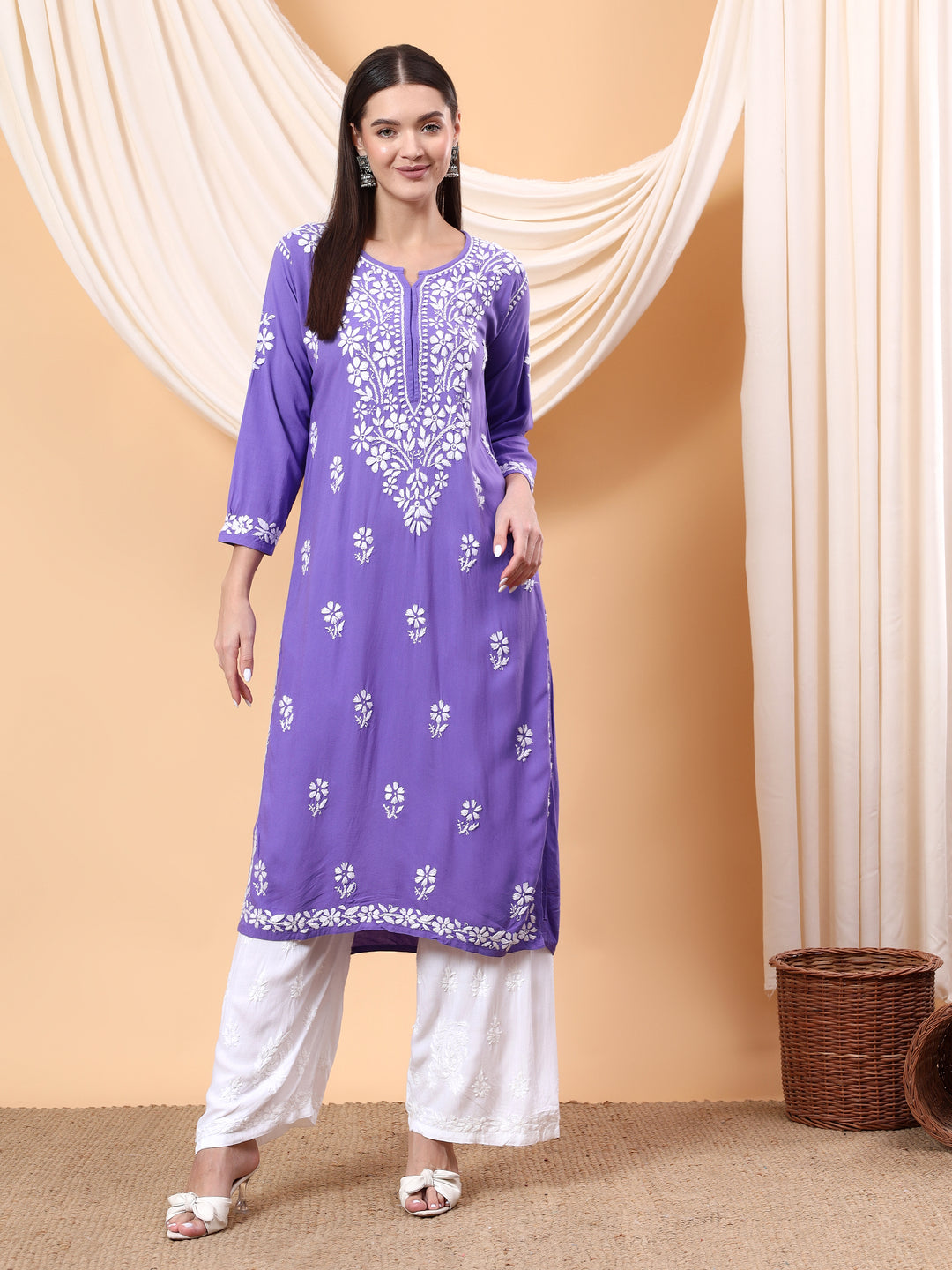 Anam Chikankari Rayon Straight Kurta