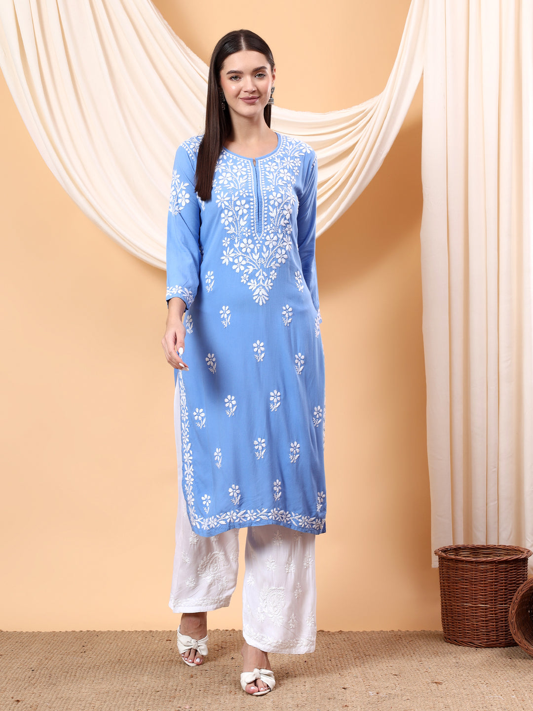 Anam Chikankari Rayon Straight Kurta