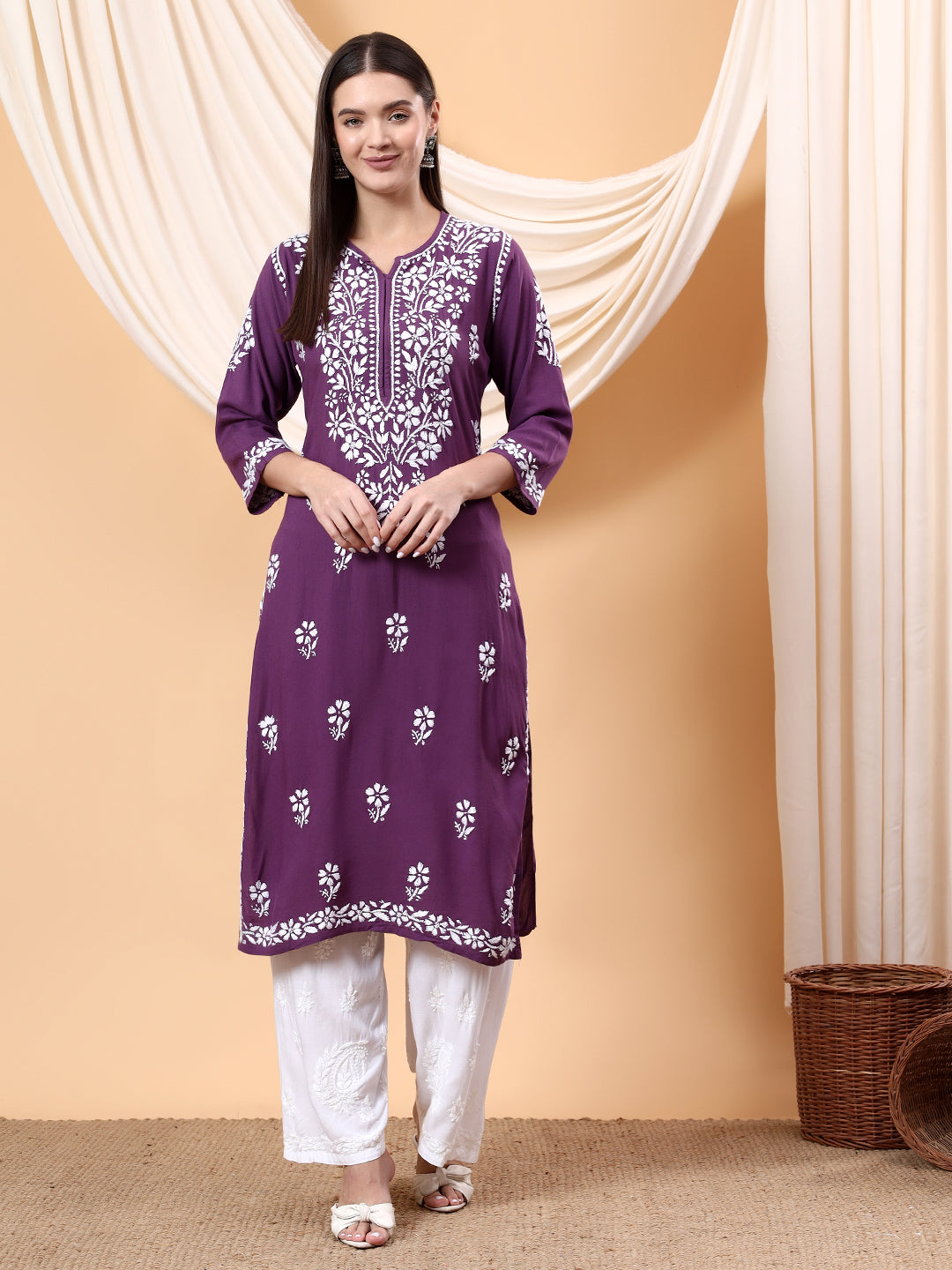 Anam Chikankari Rayon Straight Kurta