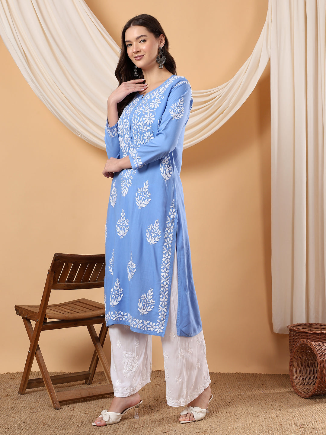 Jahnvi Chikankari Rayon Straight Kurta